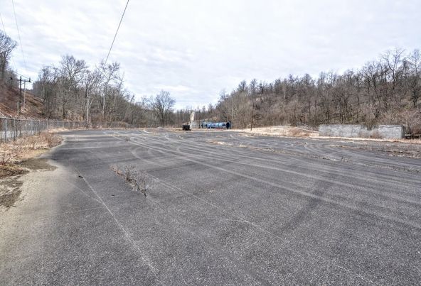 1200 Mingo Creek Road, Finleyville, PA 15332